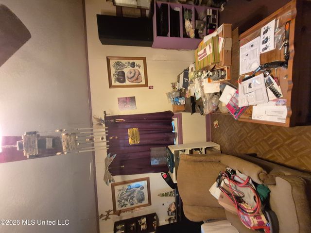 1503 Pecan Drive, Hattiesburg, MS 39401