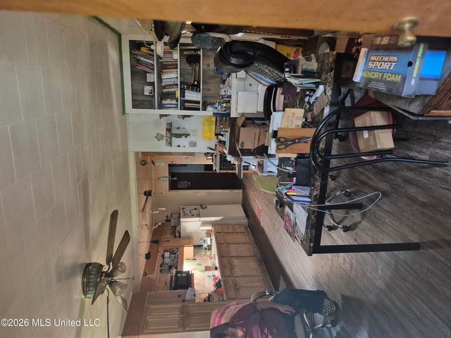 1503 Pecan Drive, Hattiesburg, MS 39401