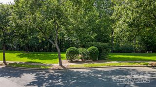 13004 Park Crescent Circle 85, Pineville, NC 28134