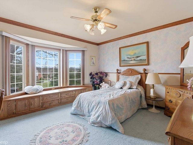 48290 Lakeland Drive, Shelby, MI 48317