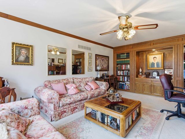 48290 Lakeland Drive, Shelby, MI 48317