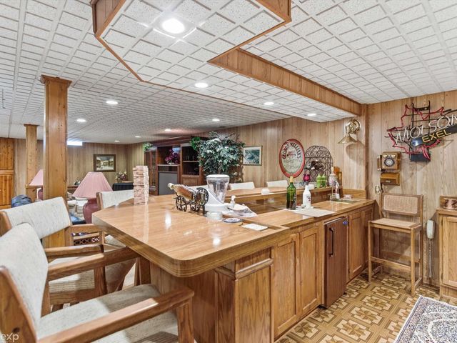 48290 Lakeland Drive, Shelby, MI 48317
