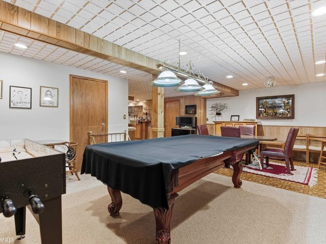 48290 Lakeland Drive, Shelby, MI 48317