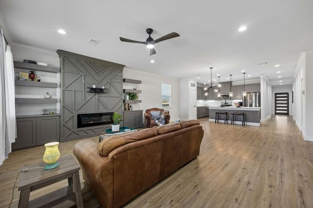 3806 Vandervort Drive, Dallas, TX 75216
