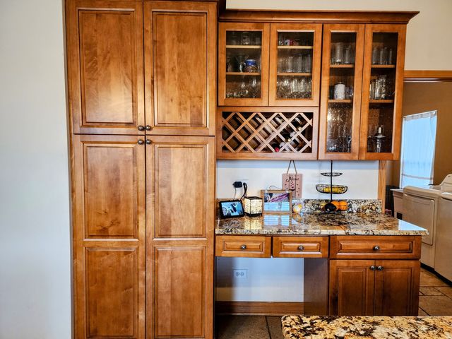 815 Kindberg Court, Elburn, IL 60119