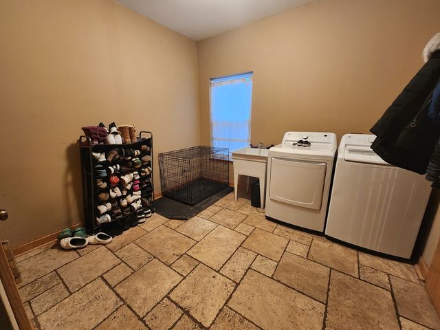 815 Kindberg Court, Elburn, IL 60119