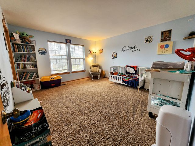 815 Kindberg Court, Elburn, IL 60119