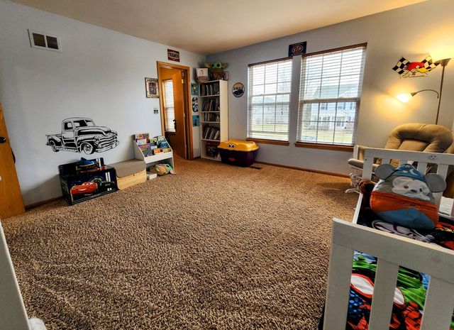 815 Kindberg Court, Elburn, IL 60119