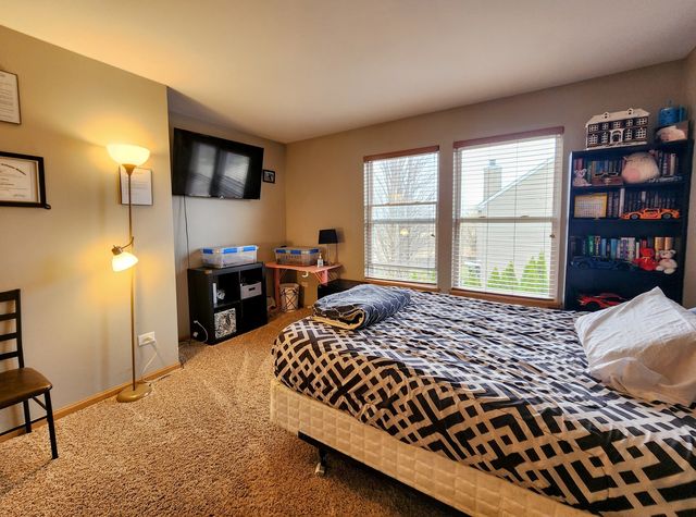 815 Kindberg Court, Elburn, IL 60119