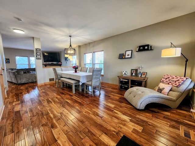 815 Kindberg Court, Elburn, IL 60119