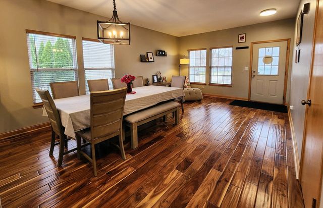 815 Kindberg Court, Elburn, IL 60119