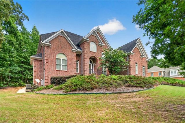 1442 Swiftwater Circle, Mcdonough, GA 30252