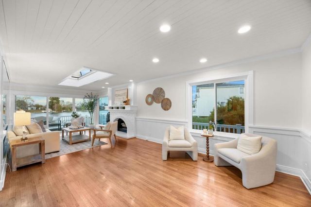 1457 Shoal Drive, San Mateo, CA 94404