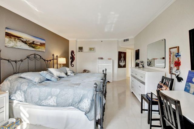 7100 Radice Court 207, Lauderhill, FL 33319