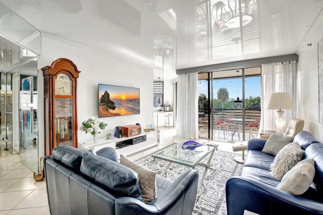 7100 Radice Court 207, Lauderhill, FL 33319