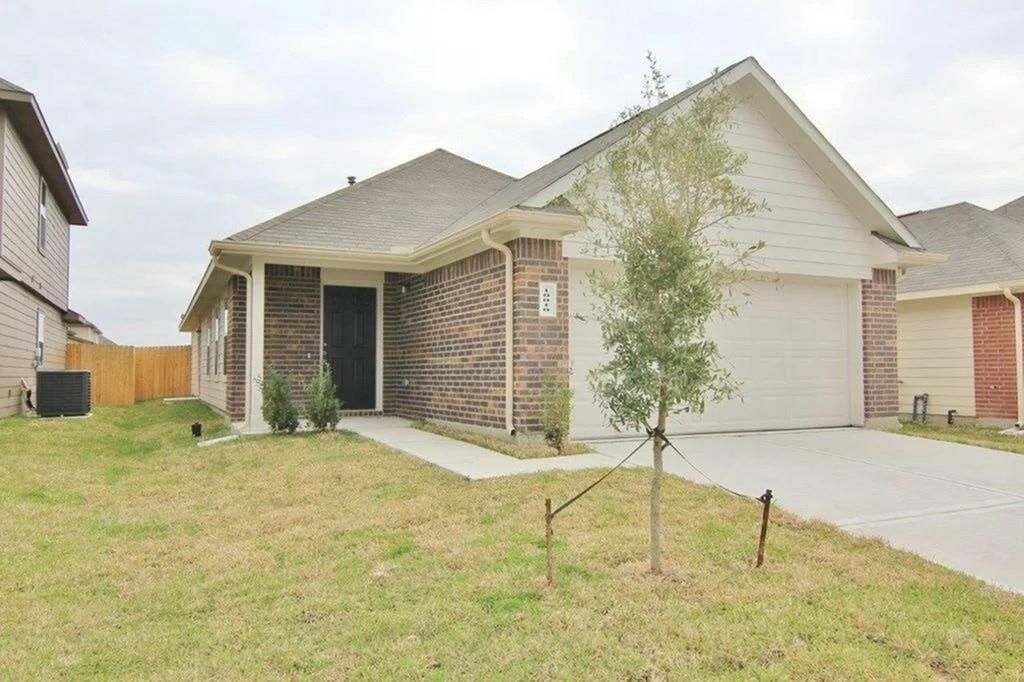 10010 Piave Drive, Houston, TX 77044