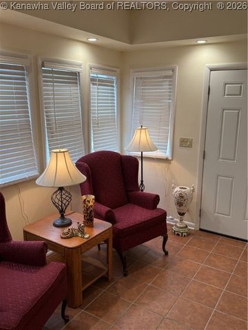 109 Keenan Hill Street, Cedar Grove, WV 25039