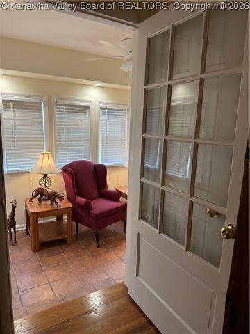 109 Keenan Hill Street, Cedar Grove, WV 25039