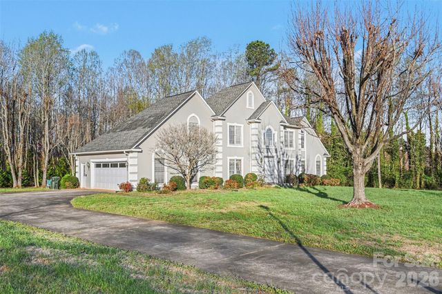 910 Weymouth Drive, Gastonia, NC 28056