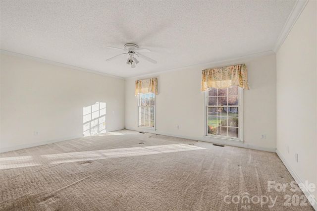 910 Weymouth Drive, Gastonia, NC 28056