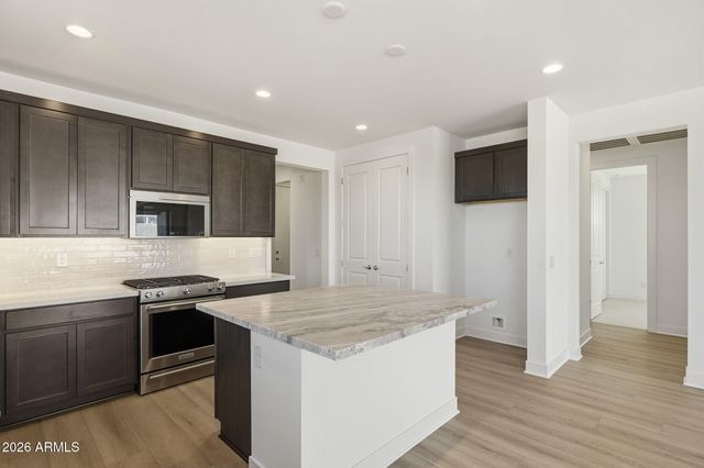 35826 N FLINT Drive, San Tan Valley, AZ 85144