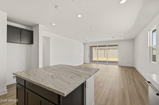 35826 N FLINT Drive, San Tan Valley, AZ 85144