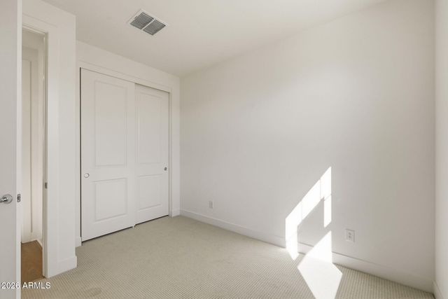 35826 N FLINT Drive, San Tan Valley, AZ 85144