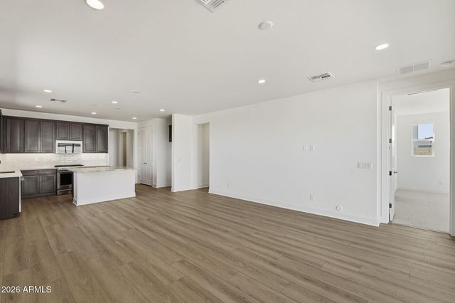 35826 N FLINT Drive, San Tan Valley, AZ 85144