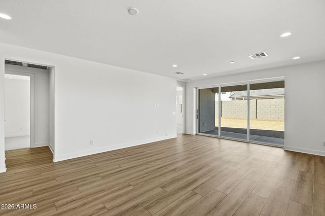 35826 N FLINT Drive, San Tan Valley, AZ 85144