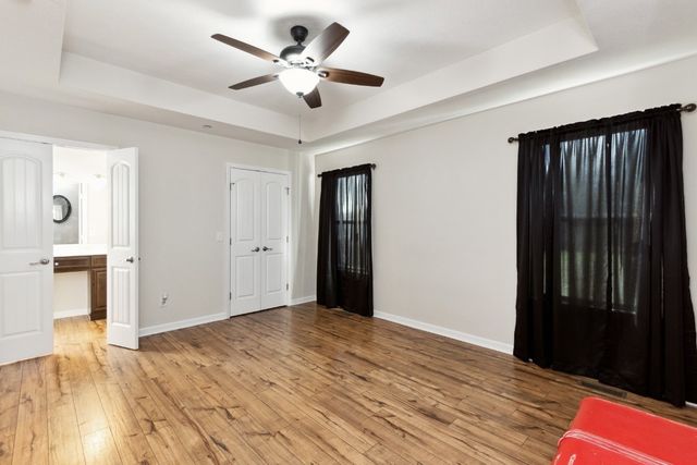 1419 Leaf Ln, Ashland City, TN 37015
