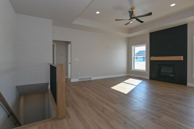 2041 RED FOX LANE, Kaukauna, WI 54130