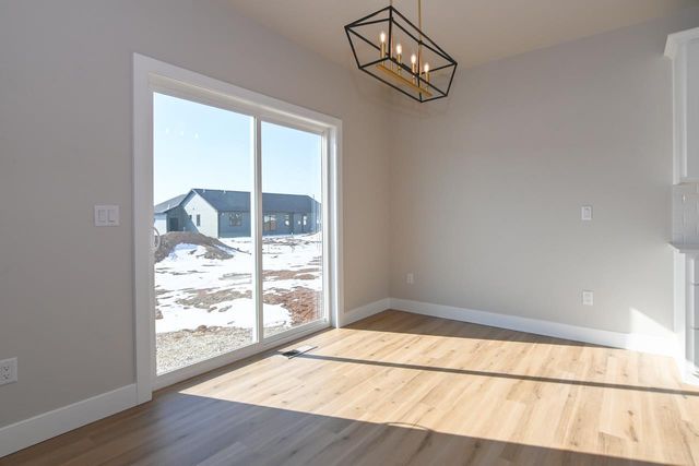 2041 RED FOX LANE, Kaukauna, WI 54130