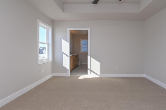 2041 RED FOX LANE, Kaukauna, WI 54130