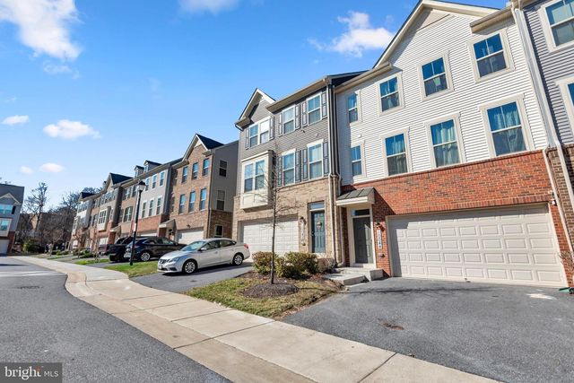 10044 DORSEY LN, Lanham, MD 20706