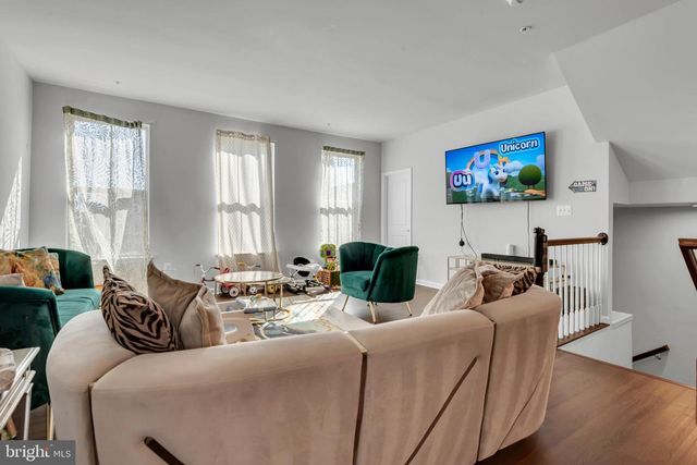 10044 DORSEY LN, Lanham, MD 20706