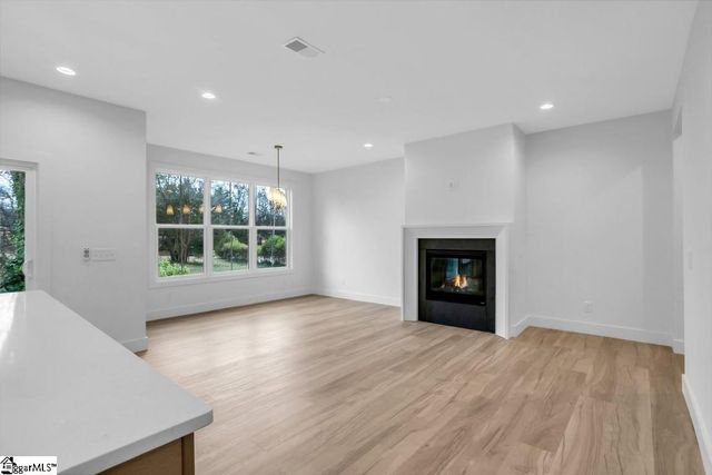 305 Willard Street, Greenville, SC 29611