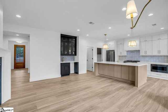 305 Willard Street, Greenville, SC 29611