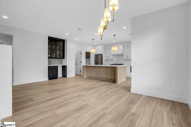 305 Willard Street, Greenville, SC 29611