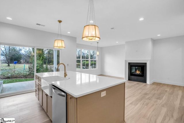 305 Willard Street, Greenville, SC 29611