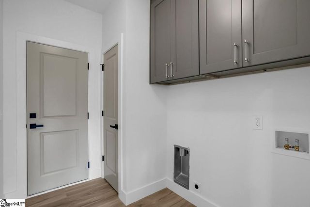 305 Willard Street, Greenville, SC 29611