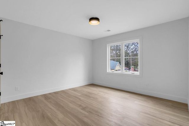 305 Willard Street, Greenville, SC 29611