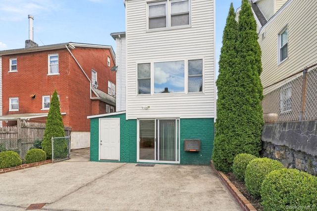 621 Kimball Avenue, Yonkers, NY 10704