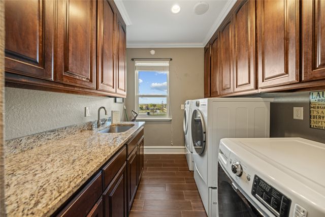 6925 Sky Road, Joshua, TX 76058