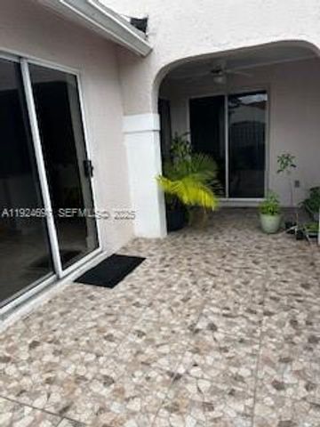 1542 Springside Dr 1542, Weston, FL 33326