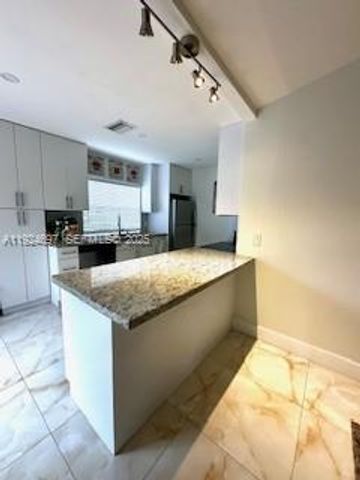 1542 Springside Dr 1542, Weston, FL 33326