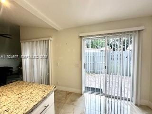 1542 Springside Dr 1542, Weston, FL 33326