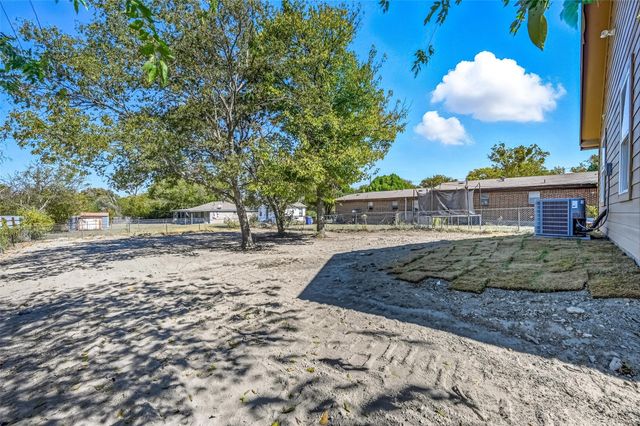 8708 Ronnie Street, White Settlement, TX 76108