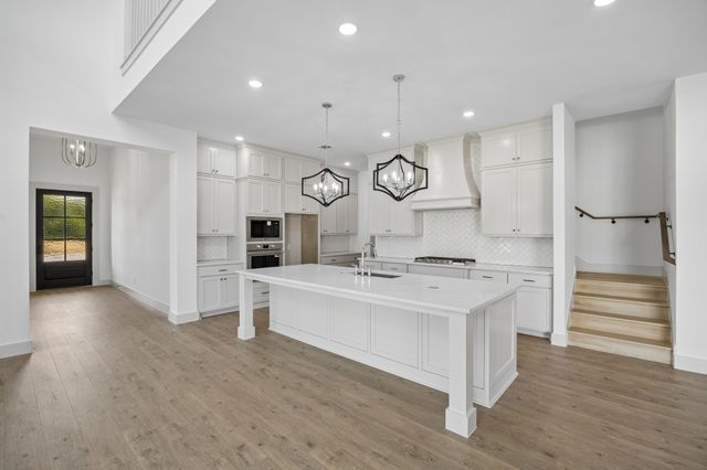 9030 Lakeside Drive, Fort Worth, TX 76179