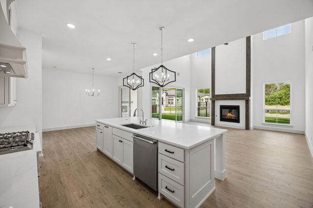 9030 Lakeside Drive, Fort Worth, TX 76179