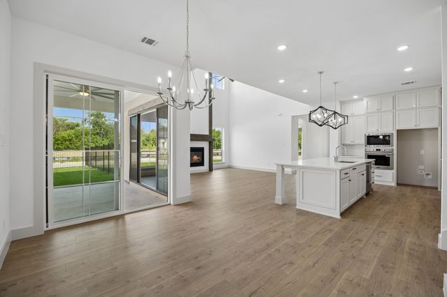 9030 Lakeside Drive, Fort Worth, TX 76179